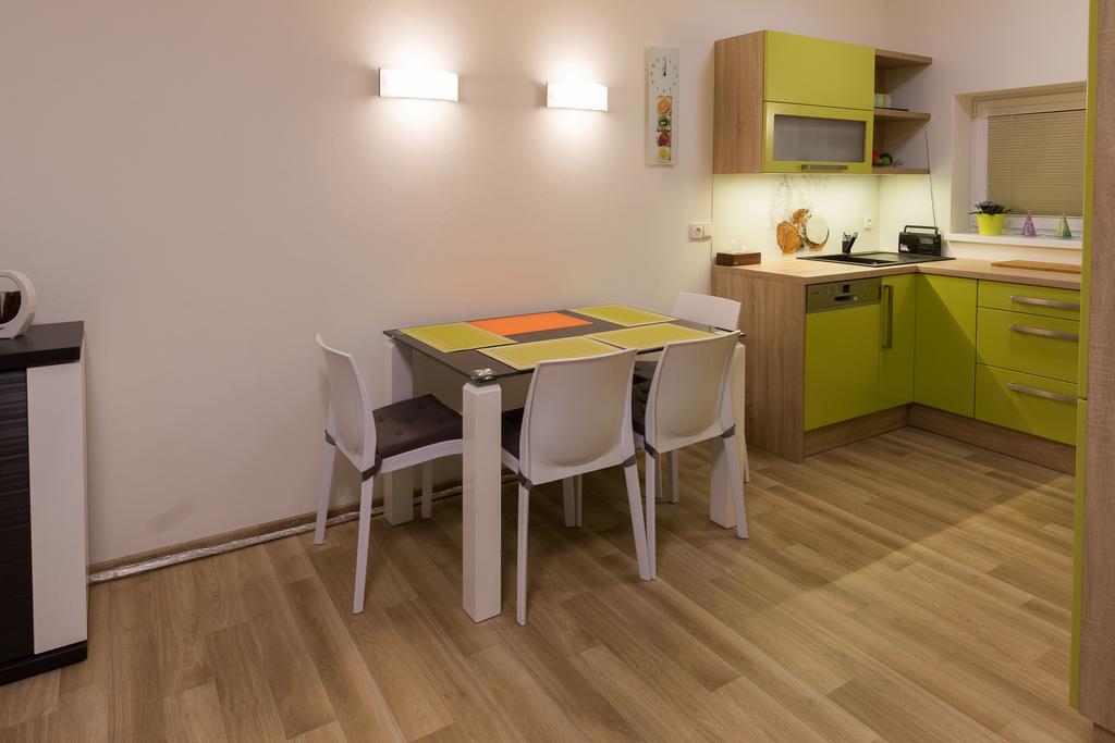 Apartment Aloha Znojmo Εξωτερικό φωτογραφία